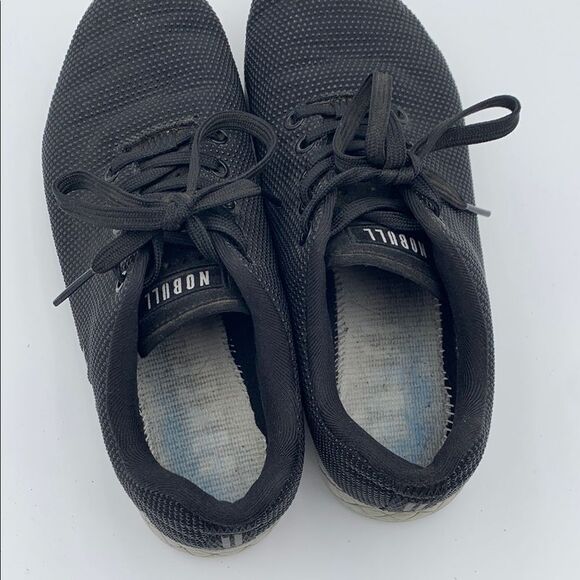 NOBULL Black and White Sneakers for Versatile Performance - Picture 10 of 11